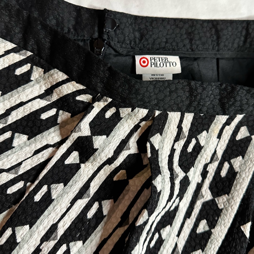 Peter Pilotto for Target. Fits like a 14. Small snag on back.